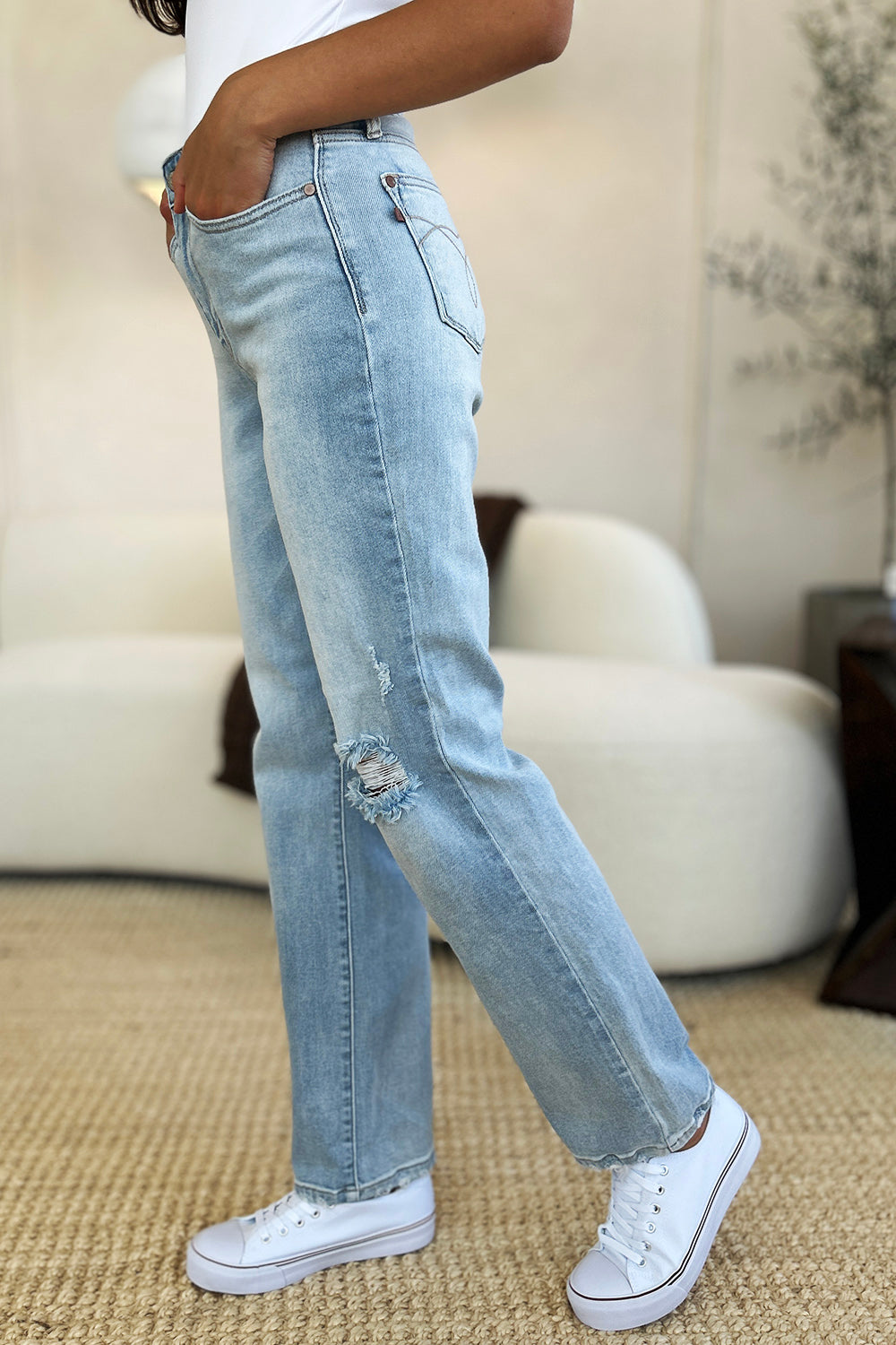 Judy Blue High Waist Distressed Straight Jeans [Online Exclusive]