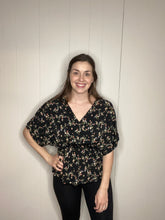 Load image into Gallery viewer, Floral Wrap Top
