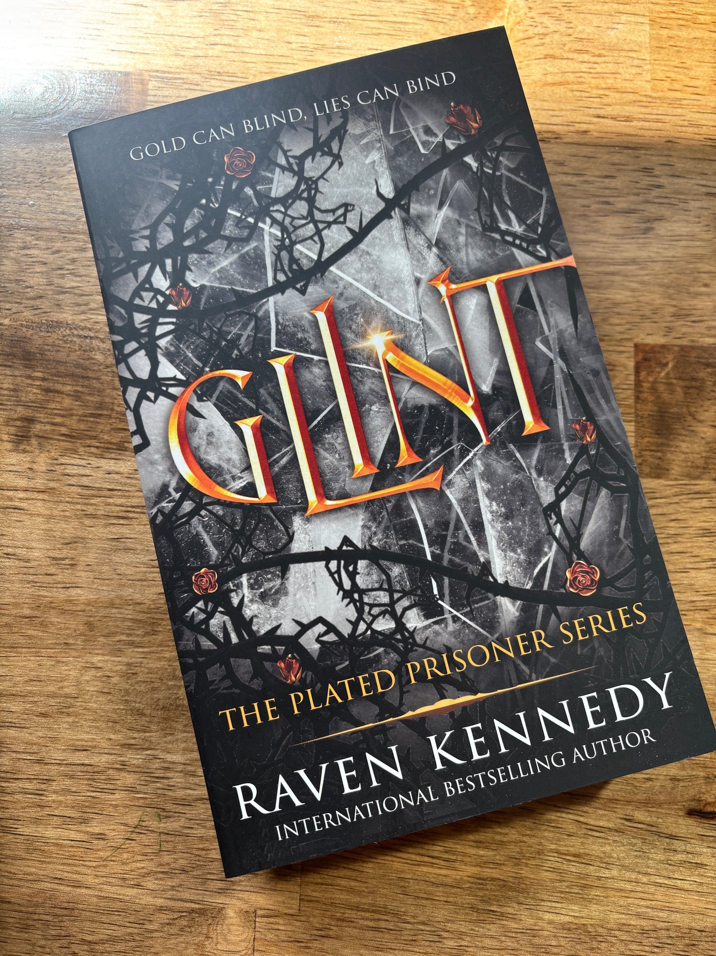 Glint (The Plated Prisoner #2)