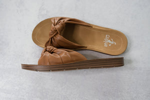 Sea La Vie Sandals in Cognac [Online Exclusive]