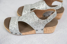 Load image into Gallery viewer, Corkys Refreshing Glitter Wedges [Online Exclusive]