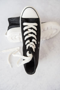 Hunky Dory Black Velvet Sneakers [Online Exclusive]