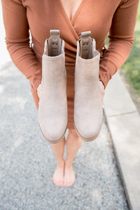 Praline Boots in Almond Redwood [Online Exclusive]