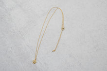 Load image into Gallery viewer, Crystal Clover Necklace in Gold [Online Exclusive]