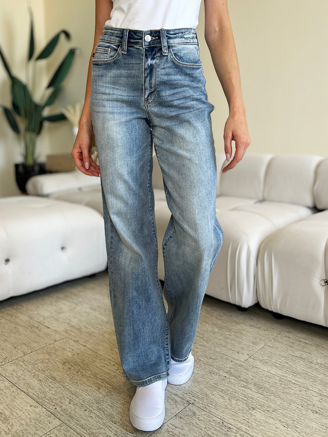 Judy Blue High Waist Straight Jeans [Online Exclusive]