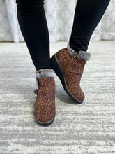 Load image into Gallery viewer, Chilly Leopard Ankle Boots [Online Exclusive]