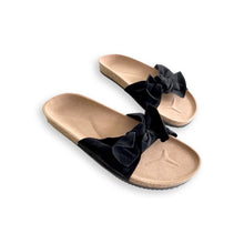 Load image into Gallery viewer, Beauty and Bows Sandals [Online Exclusive]