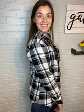 Load image into Gallery viewer, Plaid Button Down