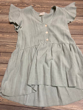 Load image into Gallery viewer, Button Detail Babydoll Top