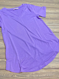 Scoop Hem V Neck